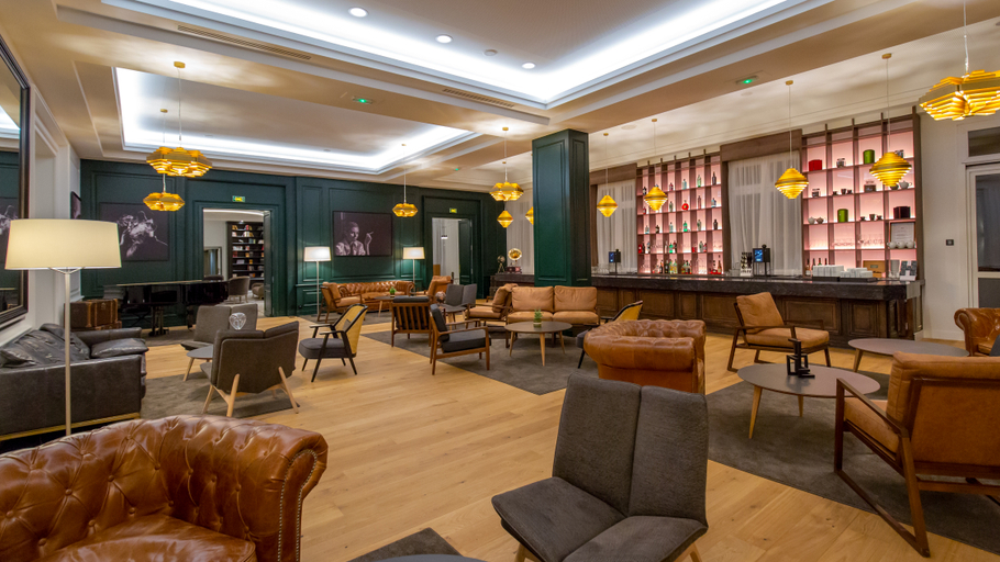 Public Area 5, Hôtel Mercure Chantilly Resort & Conventions, Oise
