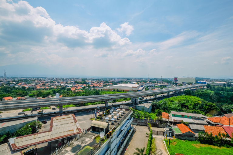 Exterior & Views 4, Stunning Studio Apartment @ Bogor Icon By Travelio, Bogor