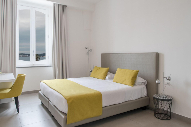 Bedroom 2, Maison Toledo, Napoli