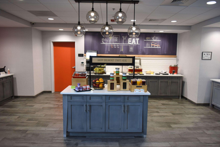 Public Area 2, Hampton Inn & Suites By Hilton Lenoir, Caldwell