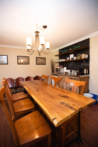 Food & Drinks 5, Alpenrose Bed And Breakfast Revelstoke, Columbia-Shuswap