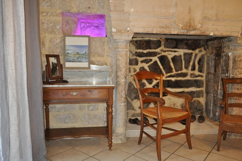 Bedroom 3, Château de Bessas, Ardèche