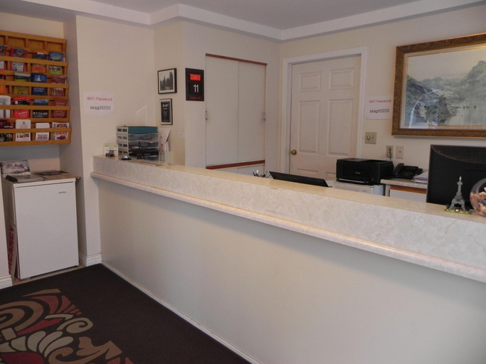 Public Area 2, Skagit Motor Inn, Fraser Valley