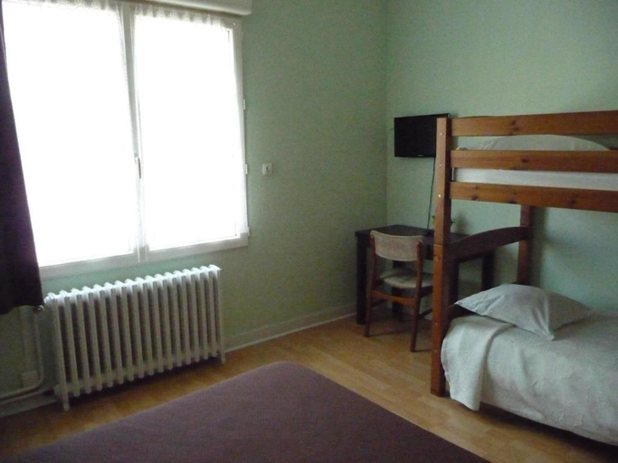 Bedroom 3, Hotel De La Gare Perigueux, Dordogne