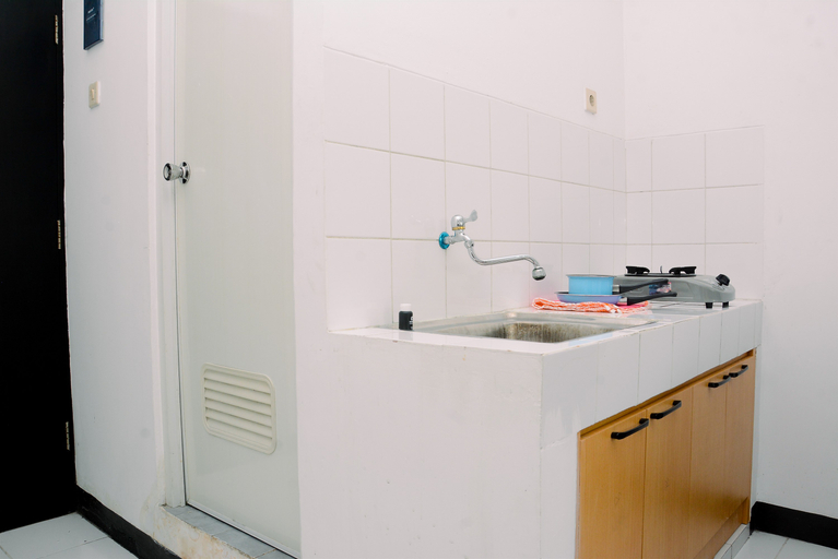 2BR Modern and Pool View Apartment at Sentra Timur Residence By Travelio, East Jakarta