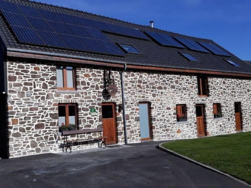 Charming cottage just a few steps away from the famous Francorchamps F1 circuit, Liège