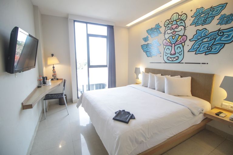 Regantris Surabaya, Surabaya