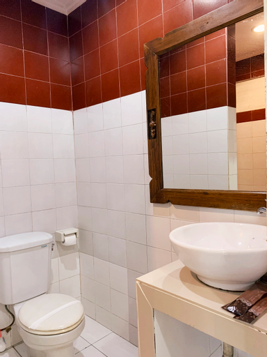 Bathroom 4