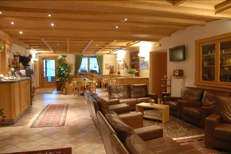 Public Area 2, Hotel Sport, Sondrio