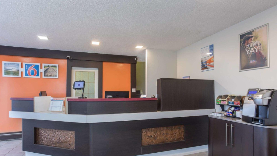 Public Area 2, Motel Bo (Camrose), Division No. 10