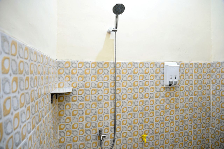 Bathroom 5, Haura Syariah kedaton Bandar Lampung, Bandar Lampung
