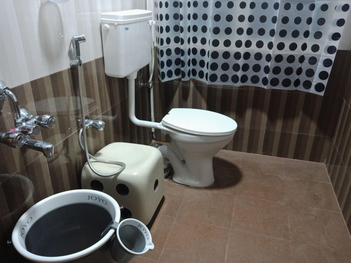Bathroom 4, Kimaya Stay, Bangalore