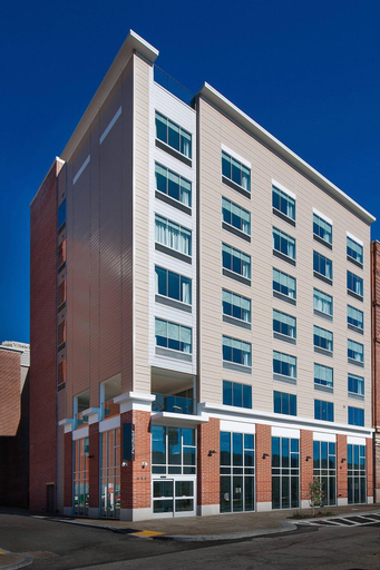 Exterior & Views 15