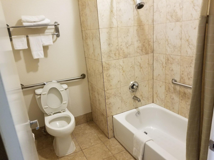 Bathroom 5, Executive Inn & Suites, Fort Bend