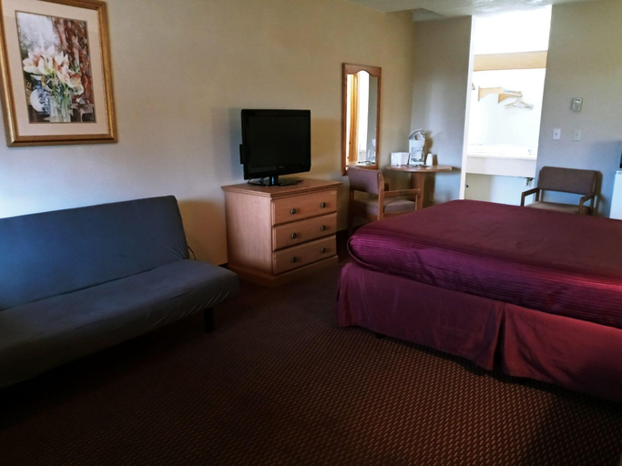 Public Area 2, Centralia Inn, Lewis
