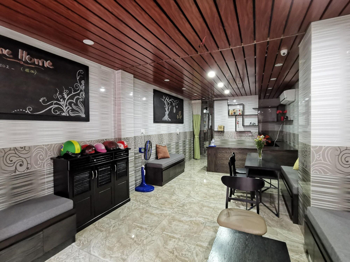 Public Area 3, Cola's Homestay, District 3