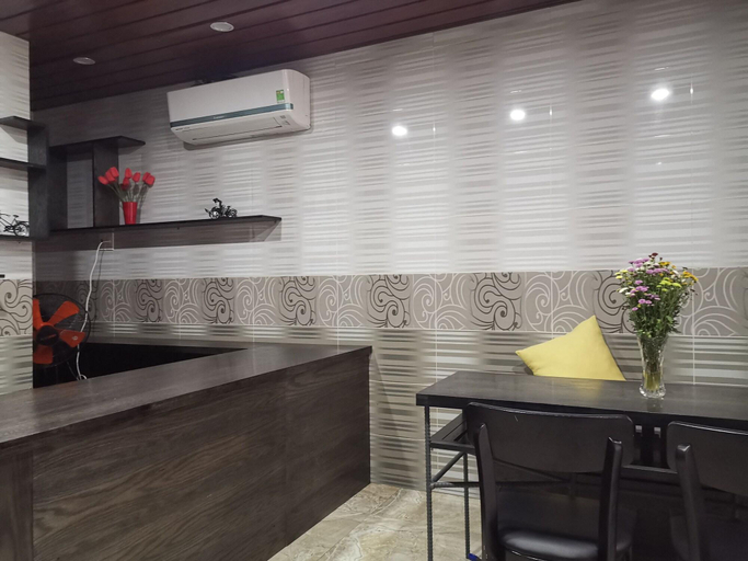 Public Area 3, Cola's Homestay, District 3