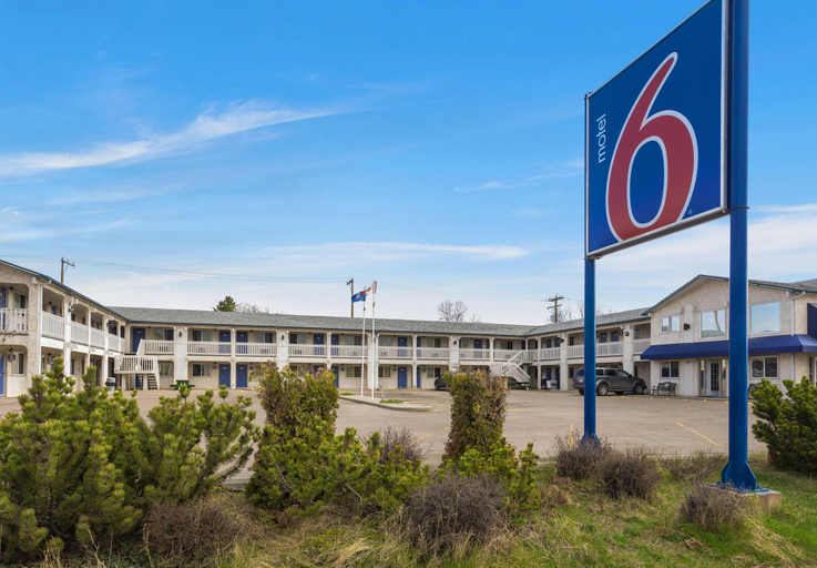 Exterior & Views 2, Motel 6 Camrose, AB, Division No. 10