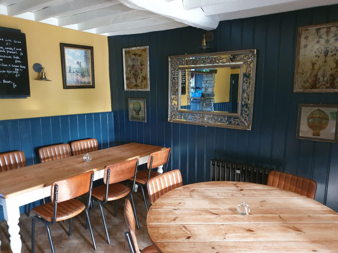 Food & Drinks 5, The Natterjack Inn, Somerset