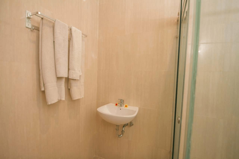 Bathroom 4