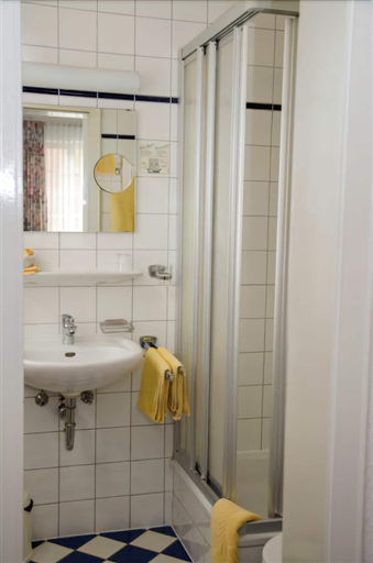 Bathroom 5, Hotel Am Rathaus, Heidelberg