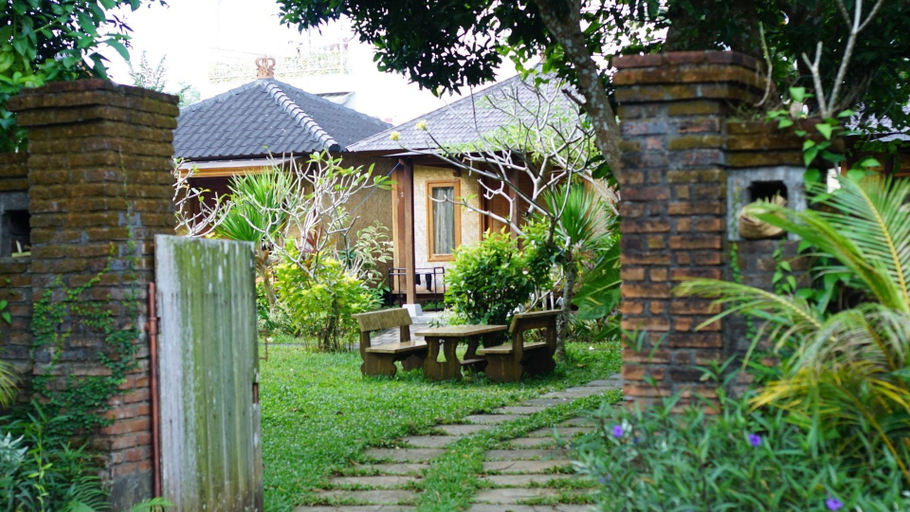 Public Area 2, Timbis Homestay Bali, Badung