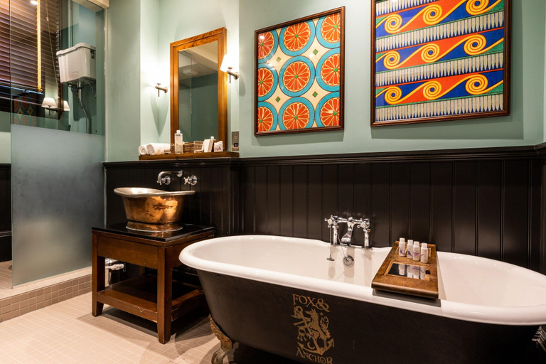 Bathroom 3, Fox and Anchor, London