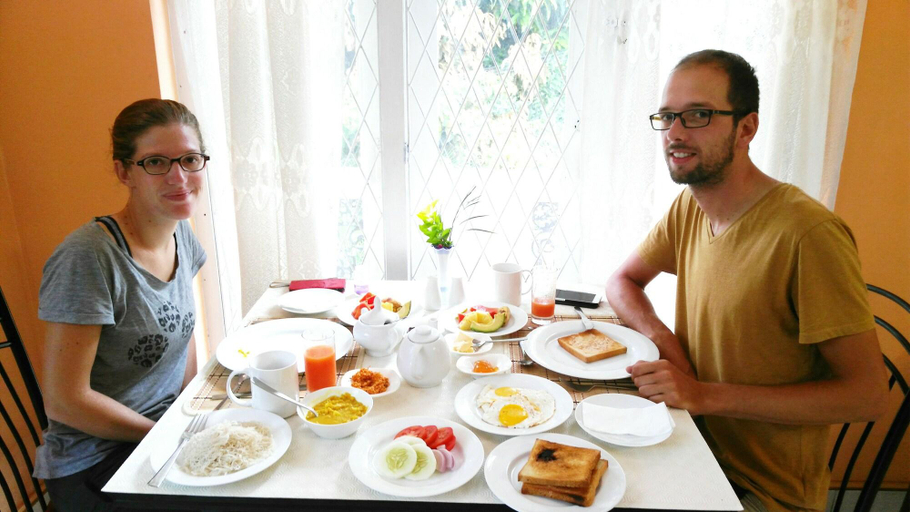Food & Drinks, Cloud Inn Kandy, K.F.G. & G. Korale