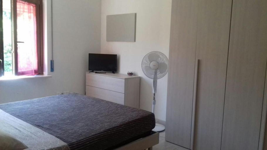Bedroom 2, Le Villette, Pescara