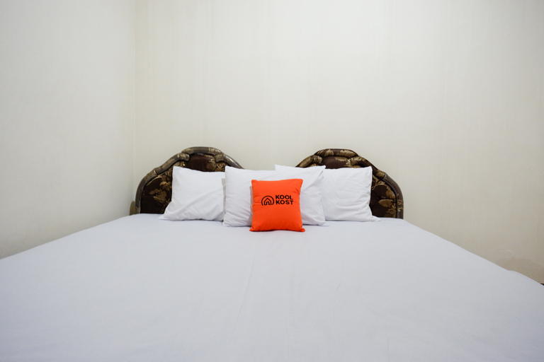 Bedroom 2, KoolKost near Kawasan Simpang Lima Semarang, Semarang