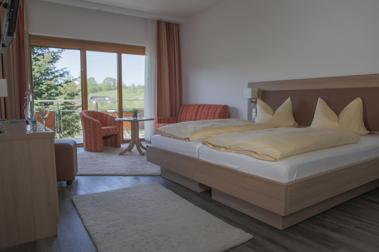 Bedroom 3, Hotel-Gasthof Rose, Ortenaukreis