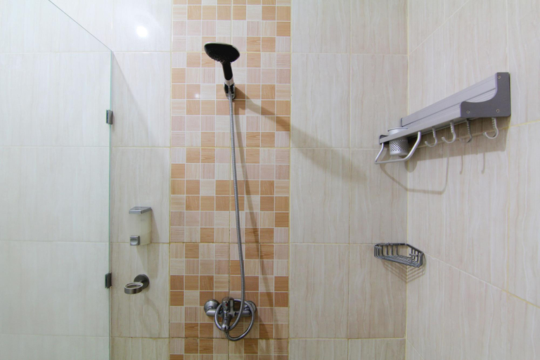 Bathroom 4, Cornel Homestay, Sleman