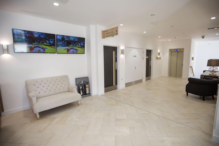 Public Area 2, The Lodge Hotel, West Berkshire