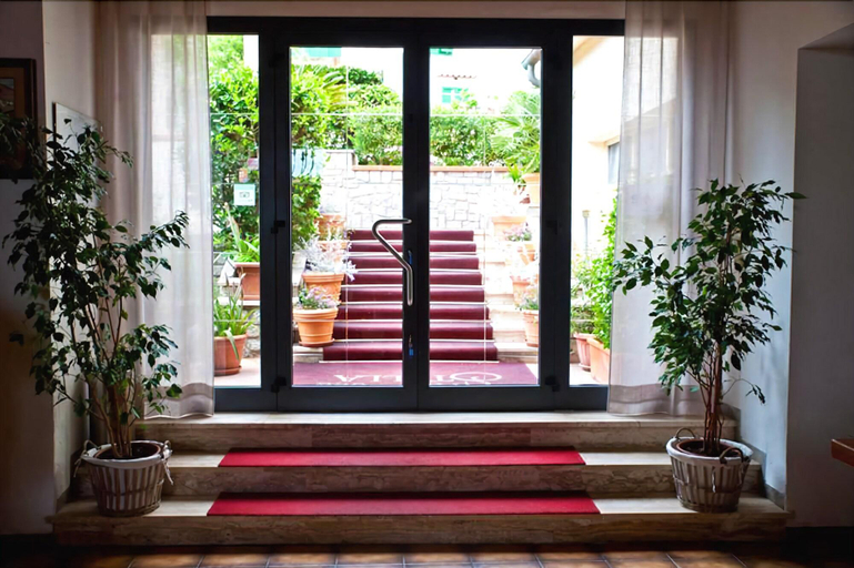 Public Area, Hotel La Stella, Livorno