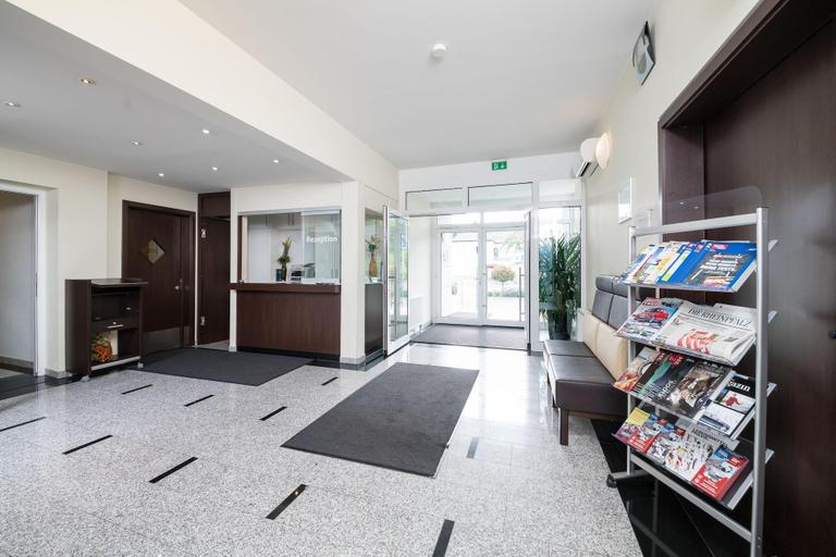 Public Area 2, Hotel Restaurant Vater Rhein, Germersheim