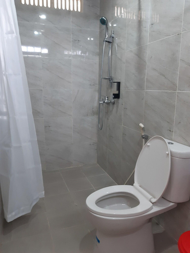 Bathroom 5, Pudi Homestay, Badung