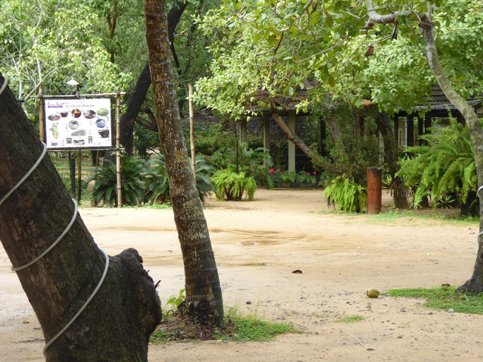 Public Area 2, Riviera Resort, Manmunai North