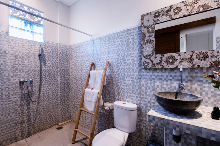 Bathroom 4, Sudani Bale Homestay Ubud, Gianyar