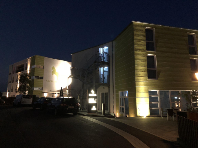 Exterior & Views 2, Hotel Restaurant Sachsenross, Northeim
