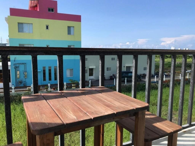 Others, Small Stack Homestay, Pingtung