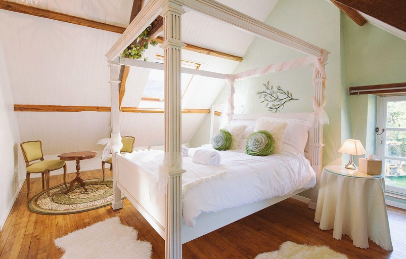 Bedroom 3, La Marmoire, Loire-Atlantique