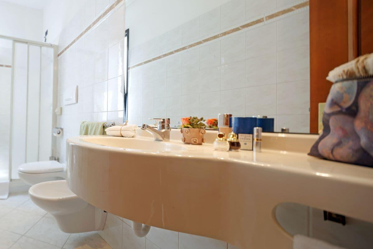 Bathroom 5, Arosio Hotel, Como