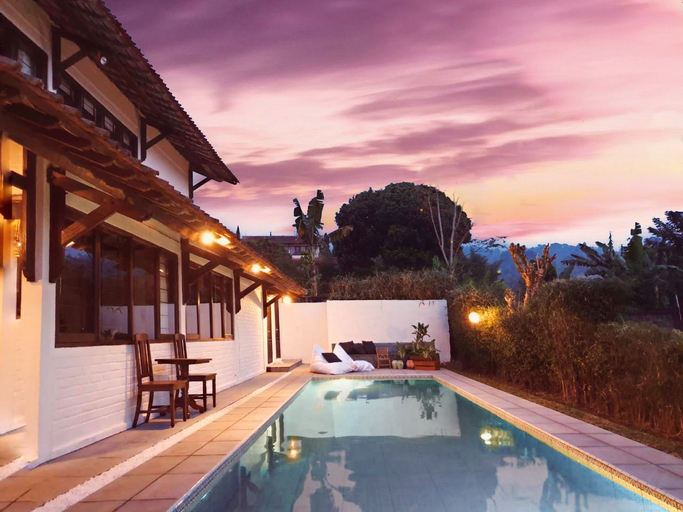 Sport & Beauty 5, Villa Art Hill - A Little Bali in PUNCAK, Bogor