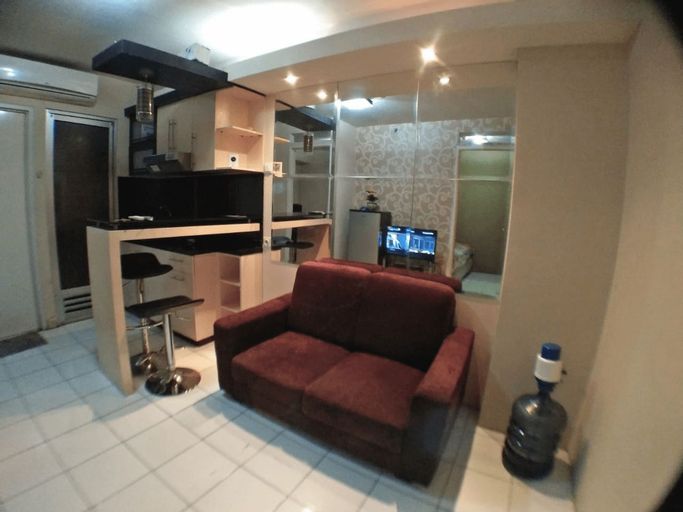 Apartment Kalibata City by Wahyu Room123, South Jakarta