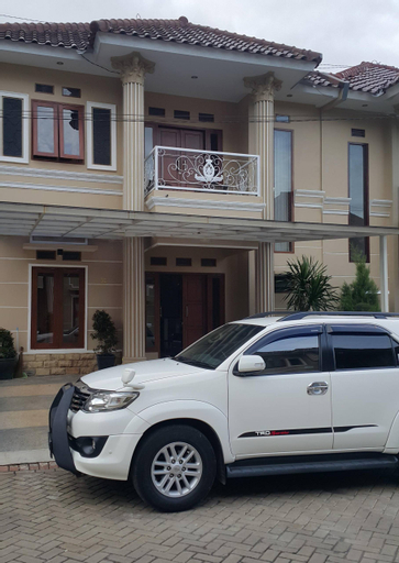 New Villa Purnama 3 Bedroom, Malang