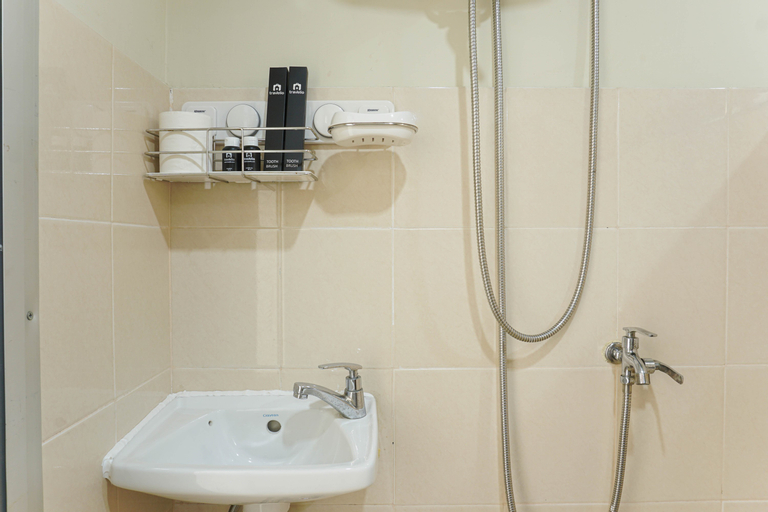 Bedroom 3, Duri Kosambi Cozy and Relaxing 3BR Apartment at Green Palm Residence By Travelio, West Jakarta