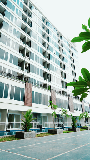 Exterior & Views 3, Greenpark Apartemen by Golom Room, Sleman