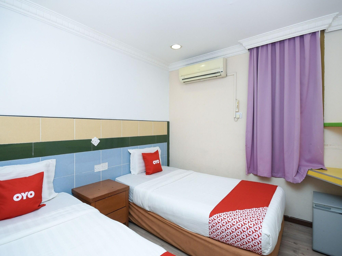 Bedroom 2, COSY INN, Miri