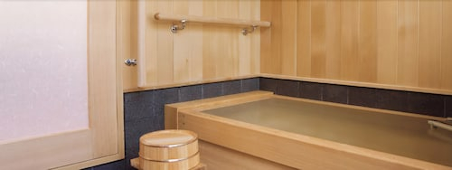 Izunagaoka Onsen Futaba, Izunokuni