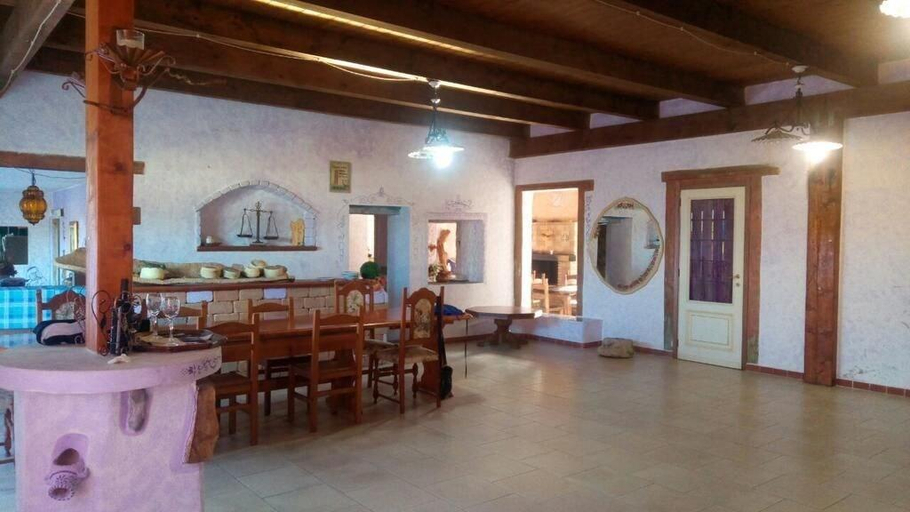 Public Area 2, Agriturismo Lo Scrigno, Medio Campidano